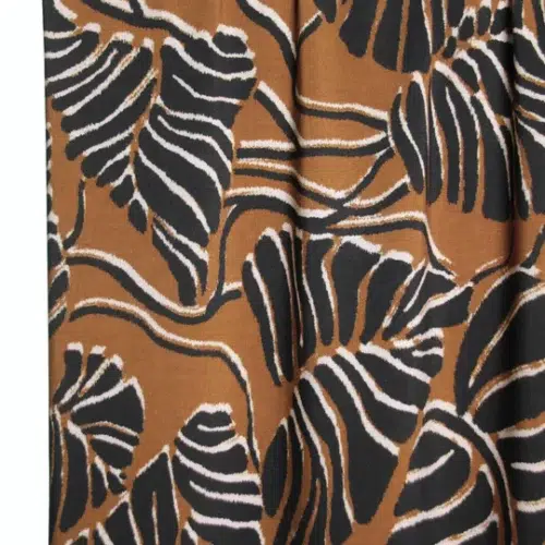Atelier Jupe: "Pecan brown viscose with black leaves ***Reststück 2,50m***