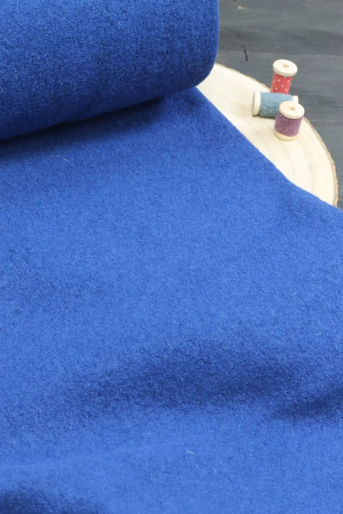 Walkstoff: Naomi Swafing Royalblau