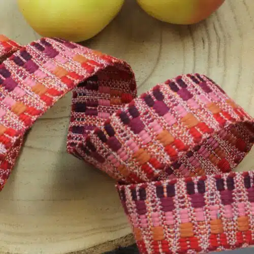 Baumwollgurtband 4cm breit: Zickzack Berry/Rose/Ocker