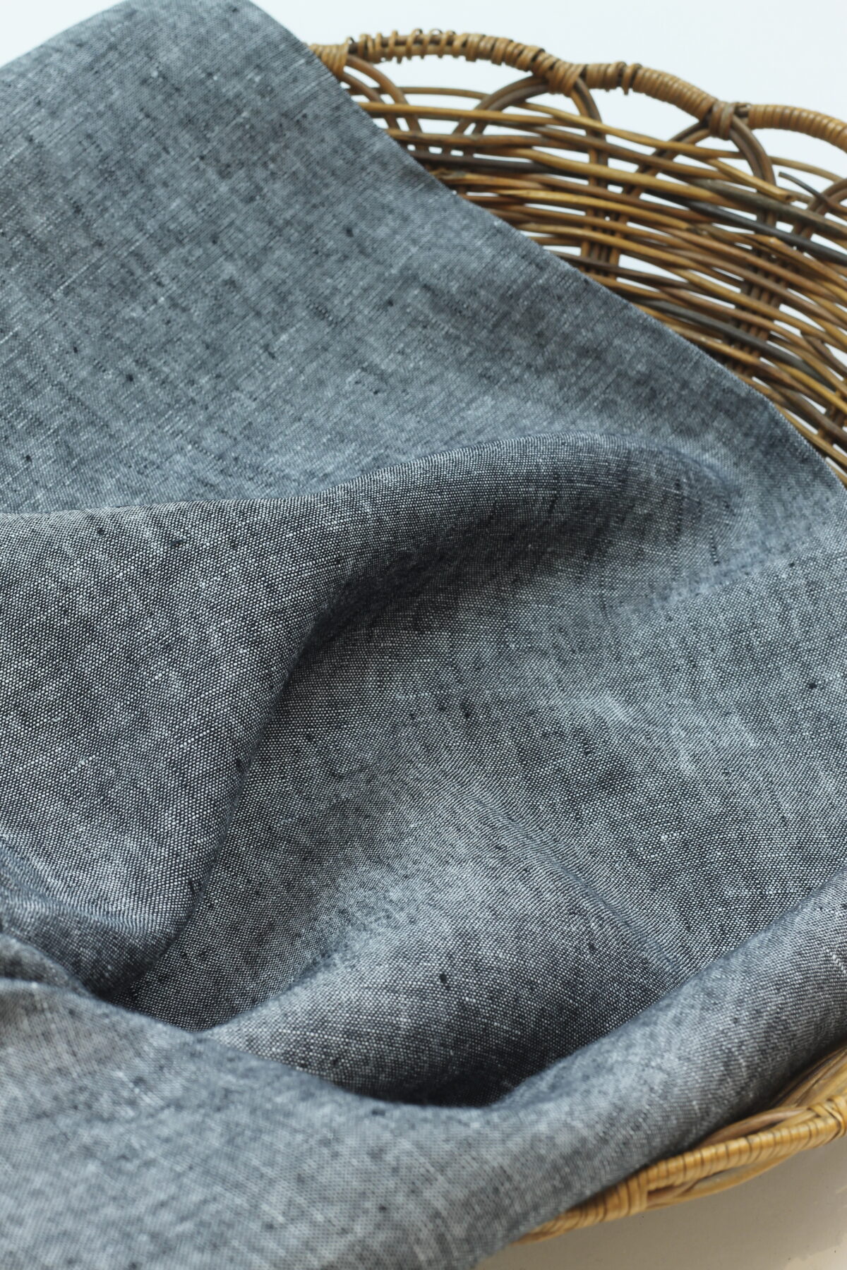 Leichter Leinenstoff: Dark Grey Meliert ***Reststück 1,90m***