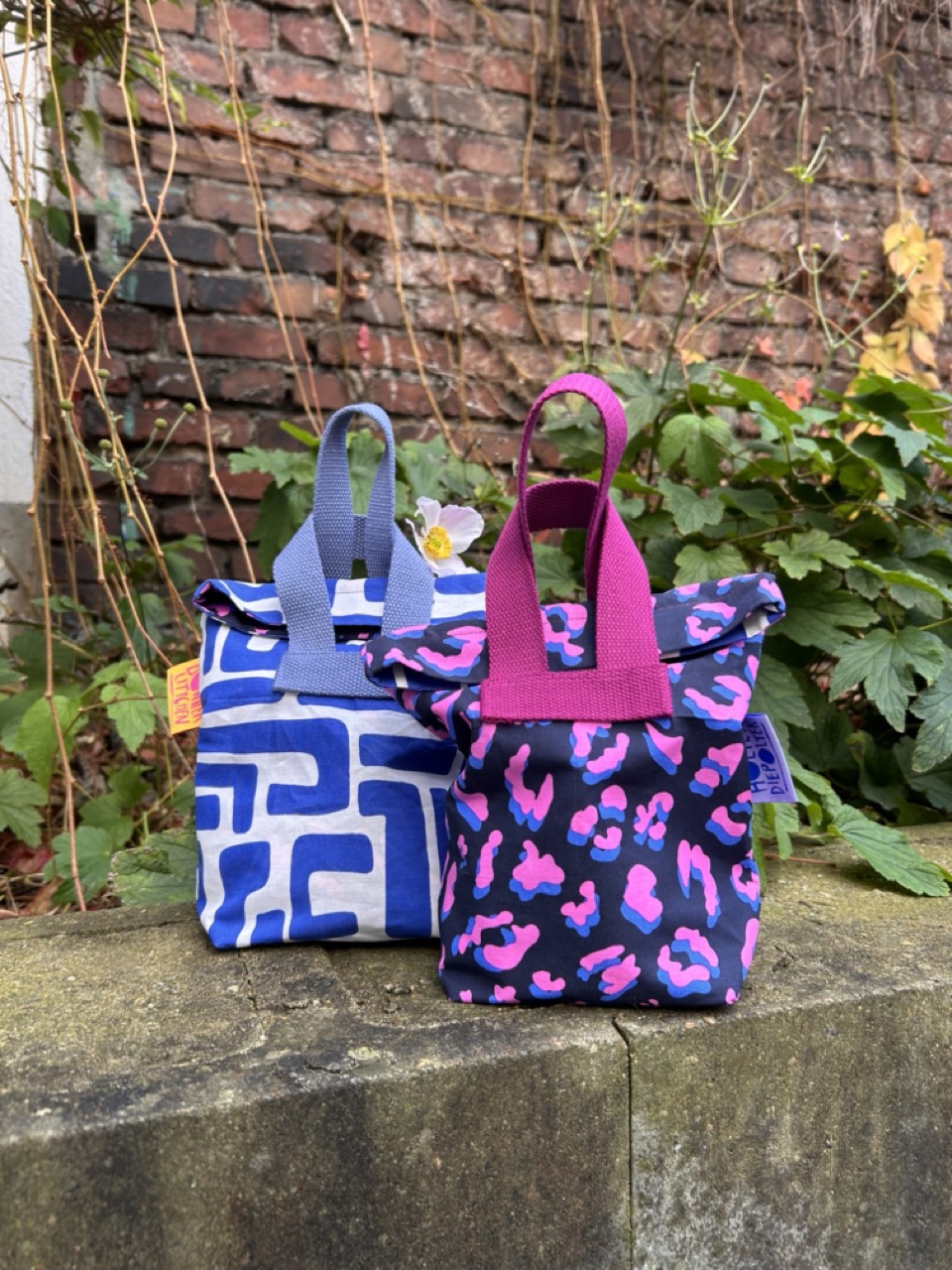 nähset: 2 x kulturtasche "vergissmeinnicht" leo navy & abstract cobalt